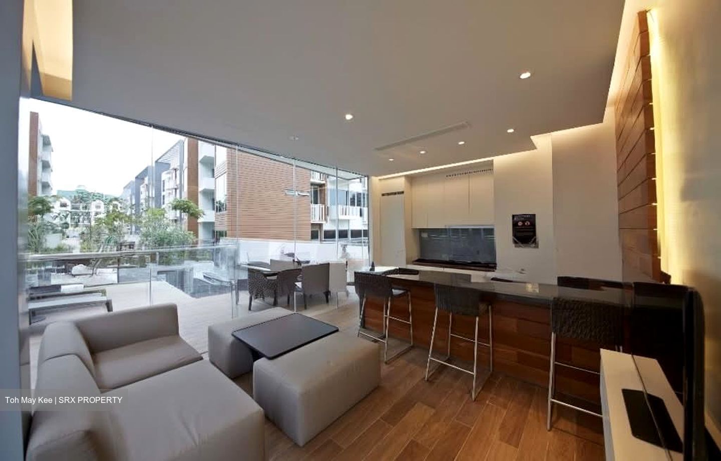 Woodgrove Avenue (D25), Terrace #561607781